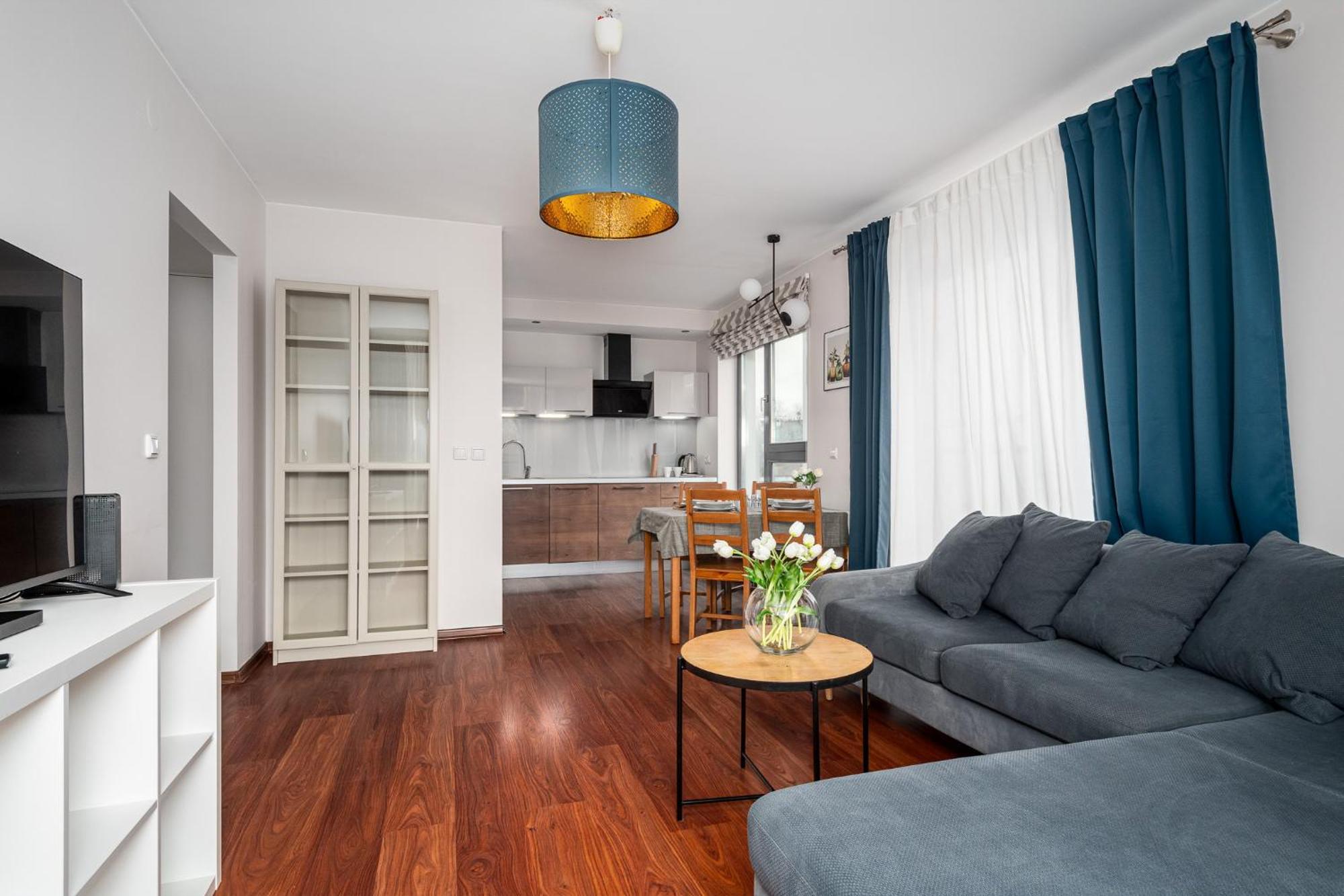 Gorczewska 181 Free Garage By Perfect * Warszawa
